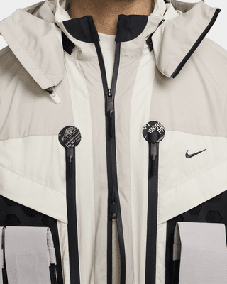 Nike ISPA Butterfly Jacket. Nike.com